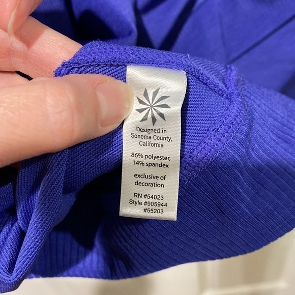 Athleta Funnel Neck Henley Style Pullover EUC - Picture 7 of 10